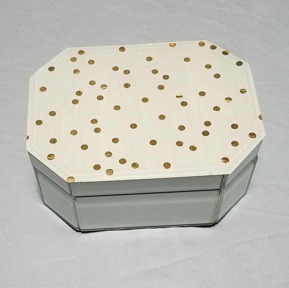 Cynthia Rowley Other - Beautiful CynthiaRowley gold dot glass jewelry box
